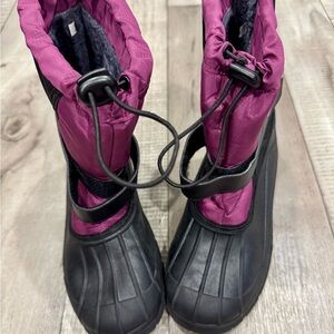 Women's Black and Purple Snow Boots sz 38